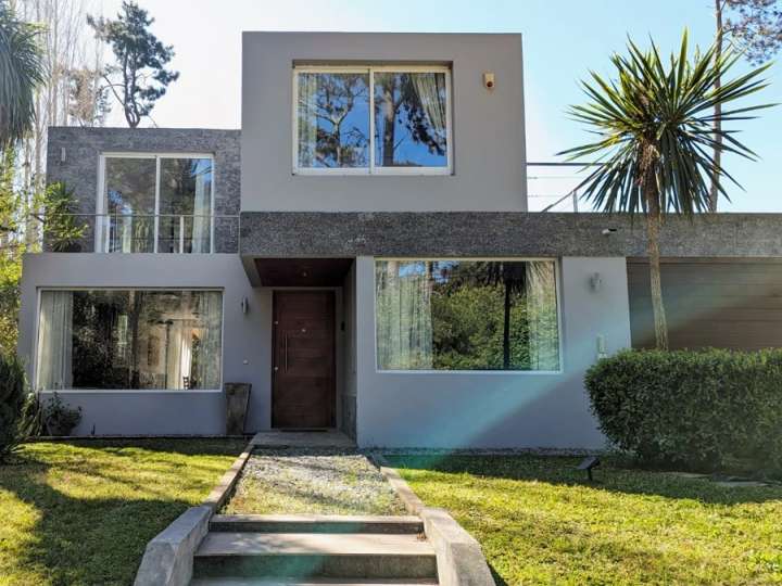 Casa en venta en Enrique G. Burnett, Maldonado