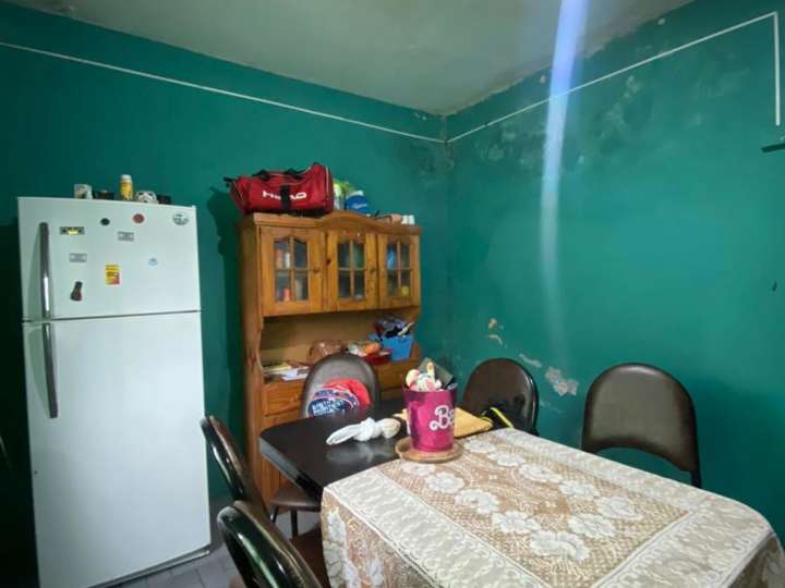 Casa en venta en Maestro Sarmiento, Buenos Aires