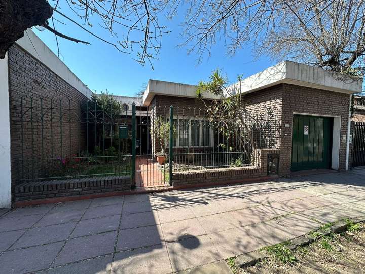 Casa en venta en Rosetti, Buenos Aires