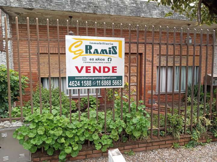 Casa en venta en Dean Funes, Buenos Aires