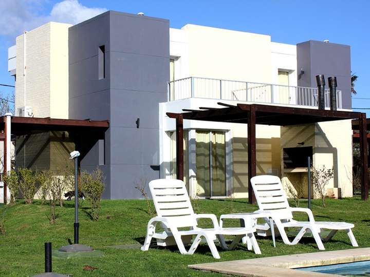 Casa en venta en Playa Grande