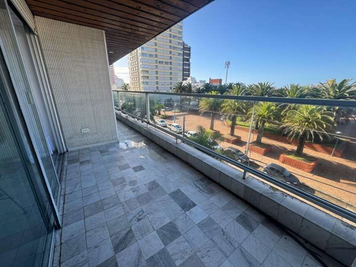 Apartamento en venta en Punta Del Este