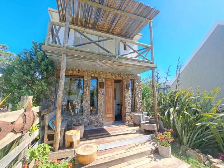 Casa en alquiler en Punta Del Este