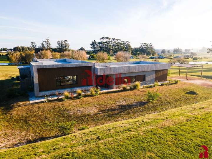 Casa en venta en Camino de los Barrancos, Maldonado