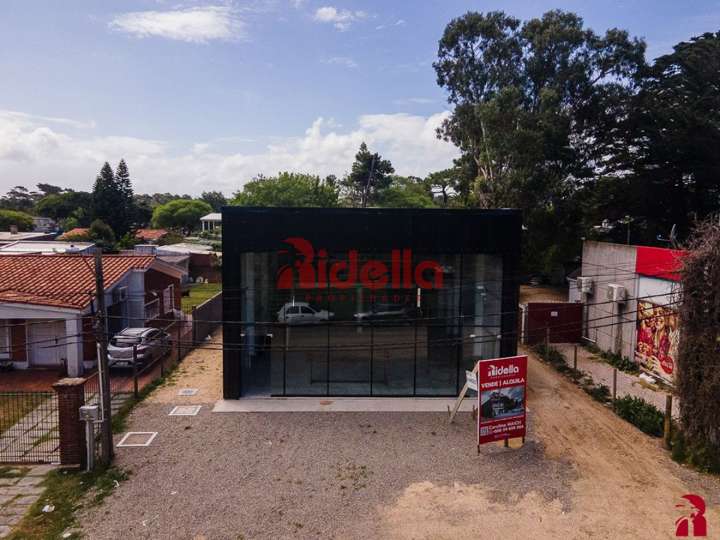 Comercial / Tienda en venta en Juan Zorrila de San Martín, Punta Del Este