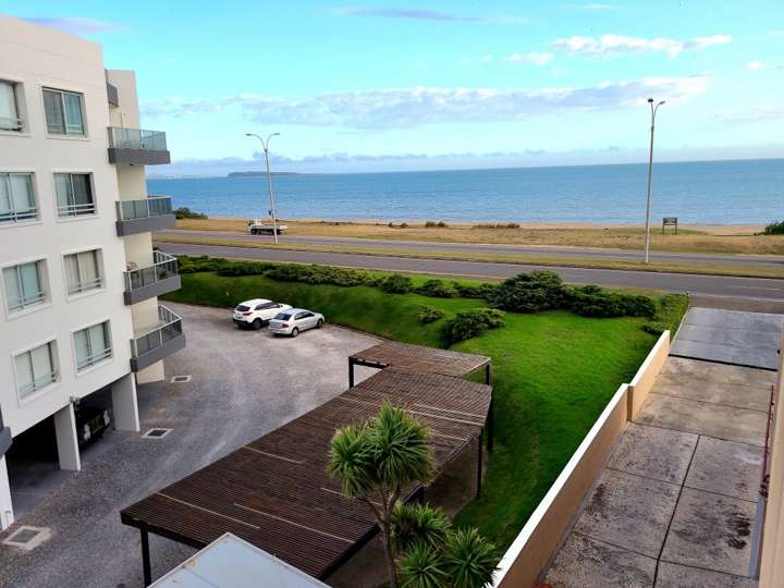 Apartamento en venta en Pinares, Maldonado