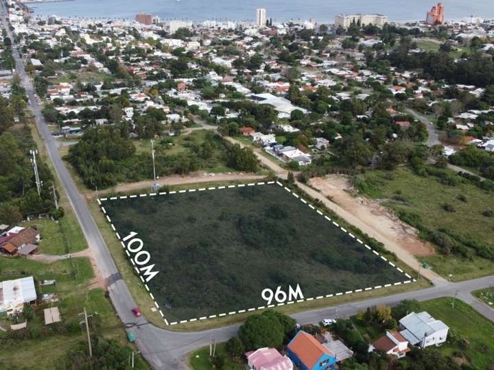 Terreno en venta en Caseros, Piriápolis