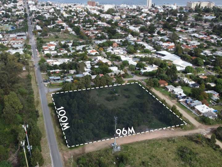 Terreno en venta en Cerrito, Piriápolis