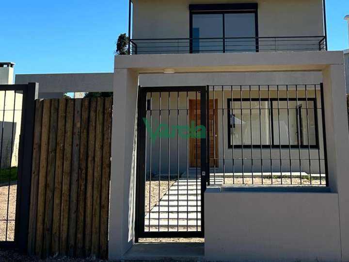 Casa en venta en Lomas de Solymar, Canelones