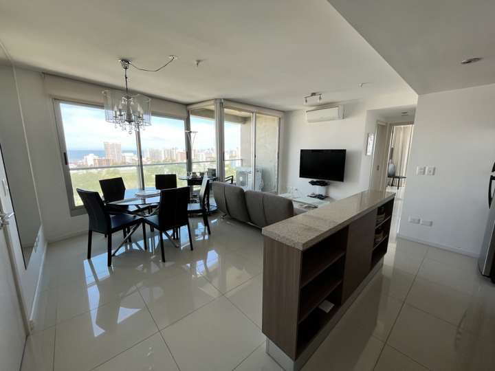 Apartamento en alquiler en Punta Del Este