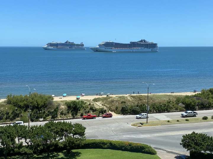 Apartamento en venta en Punta Del Este