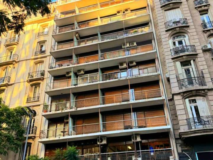 Departamento en venta en Avenida Santa Fe, 865, Ciudad Autónoma de Buenos Aires