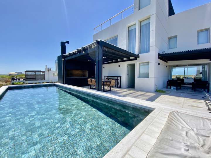 Casa en venta en Ruta 10 Juan Díaz de Solís, Buenos Aires