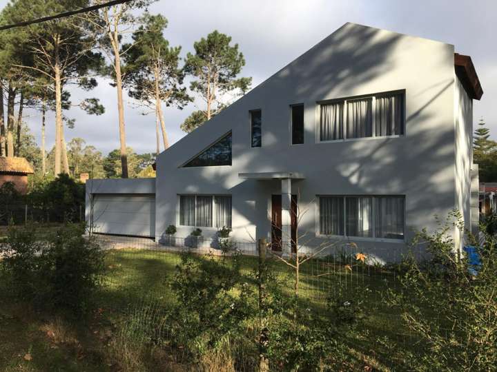 Casa en venta en Avenida a la Laguna, Maldonado
