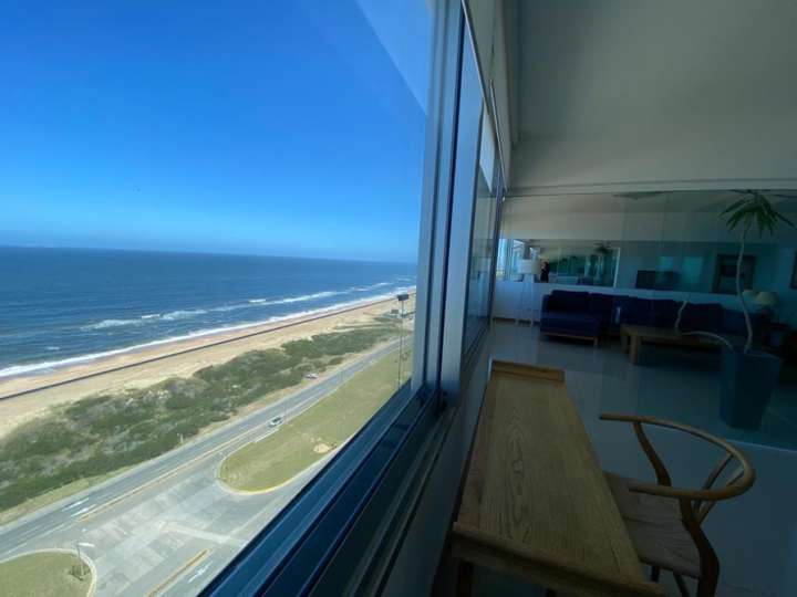 Apartamento en venta en Punta Del Este