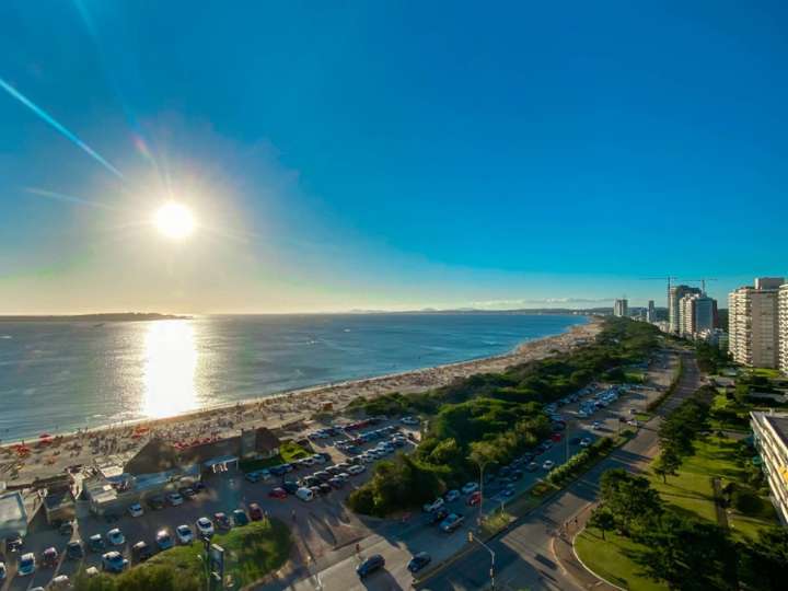 Apartamento en alquiler en Punta Del Este