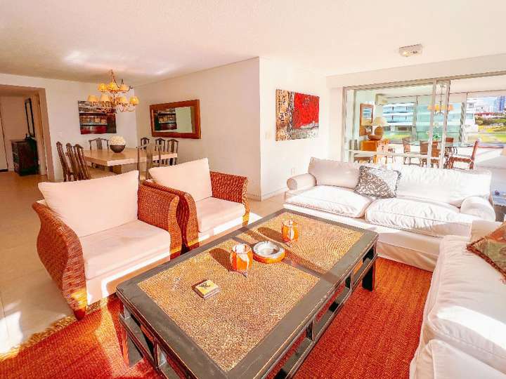 Apartamento en venta en Punta Del Este