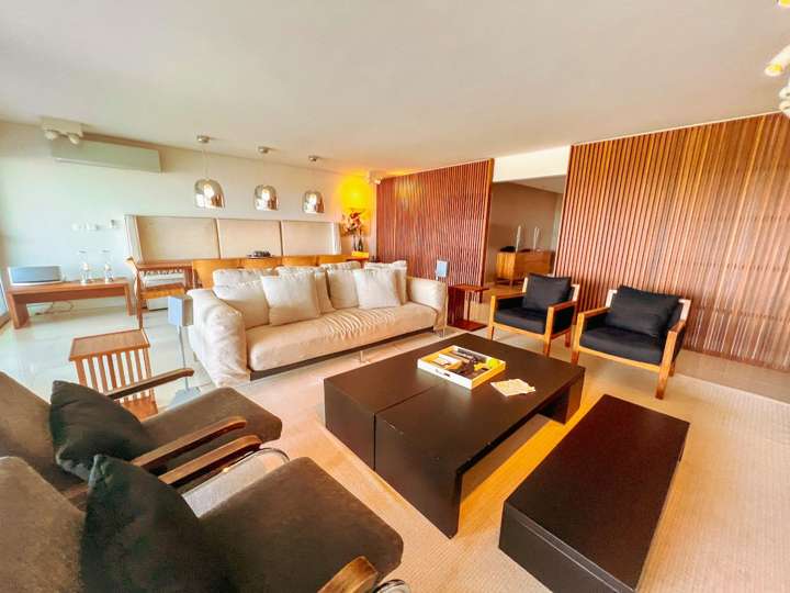 Apartamento en venta en Punta Del Este