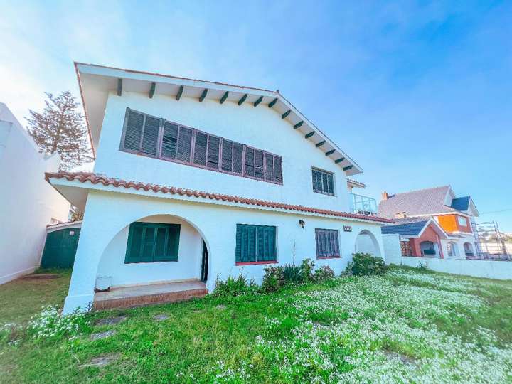 Casa en venta en Rambla General Artigas, Punta Del Este