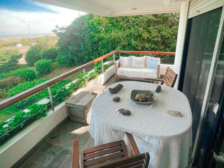 Casa en venta en Alfonsina Storni, San Rafael - El Placer