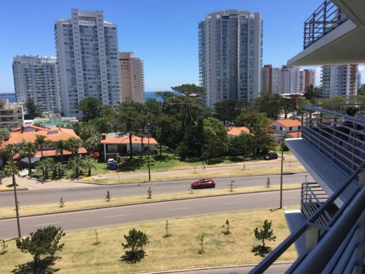 Apartamento en venta en Punta Del Este