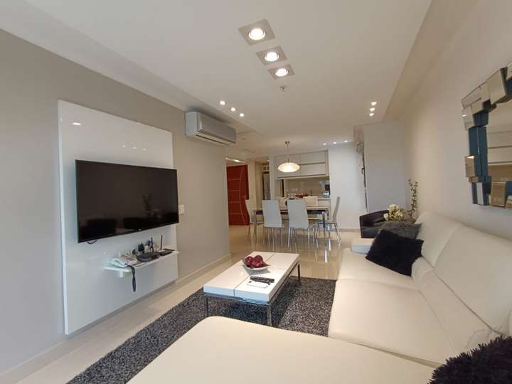 Apartamento en alquiler en Punta Del Este