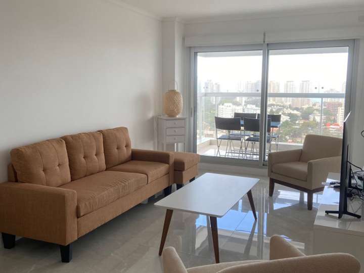 Apartamento en alquiler en Punta Del Este