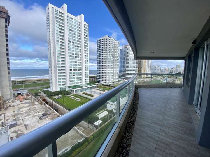 Apartamento en venta en Punta Del Este