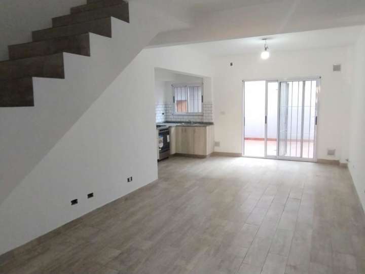 Edificio en venta en 122 - General Roca, 3965, Villa Ballester