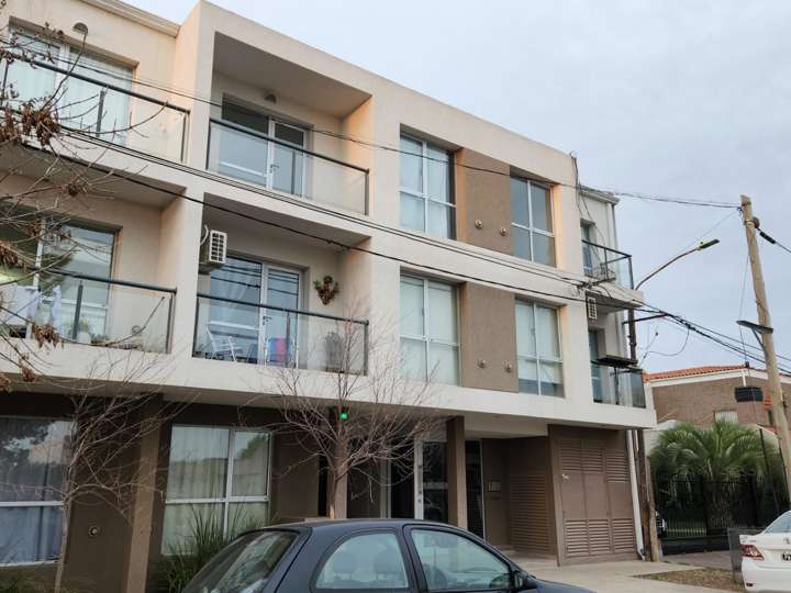 Departamento en alquiler en Viamonte, 1755, Buenos Aires