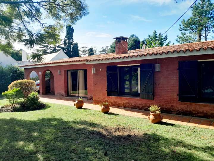 Casa en venta en Pinares, Maldonado