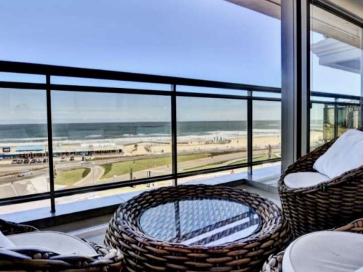 Apartamento en venta en El Mesana (Calle 24), Maldonado