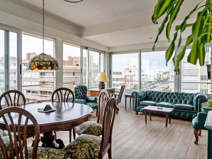 Apartamento en venta en Los Arrecifes (Calle 25), Punta Del Este