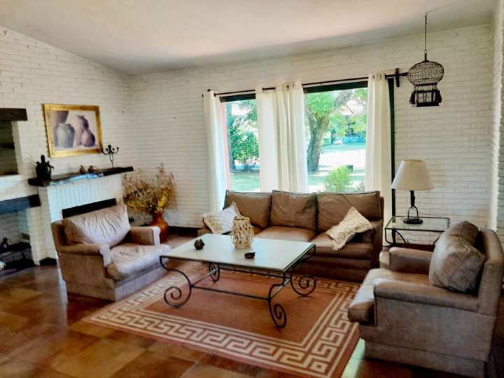 Casa en venta en Pinares, Maldonado