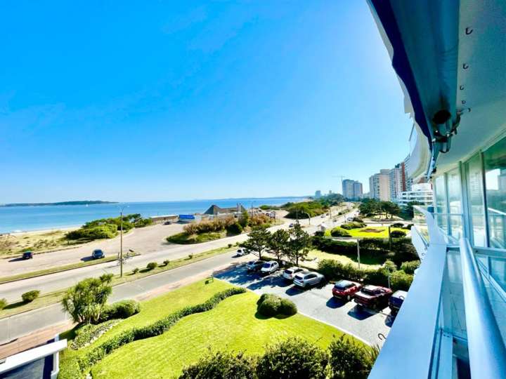 Apartamento en venta en Rambla Doctor Claudio Williman, Punta Del Este