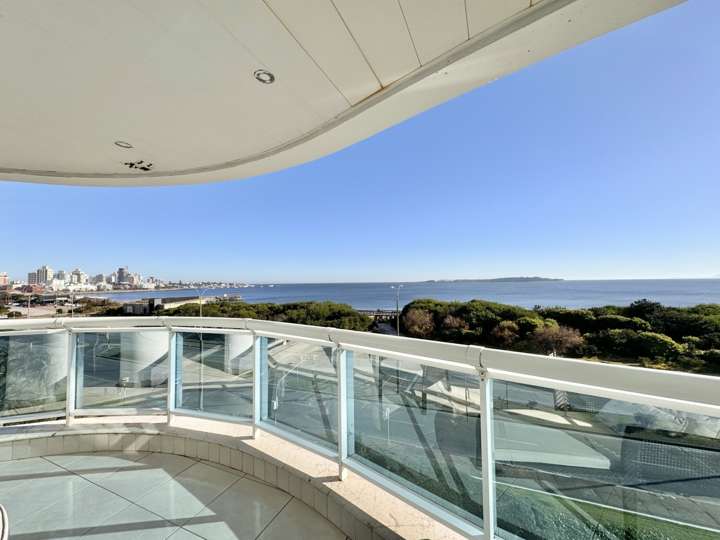 Apartamento en venta en Punta Del Este