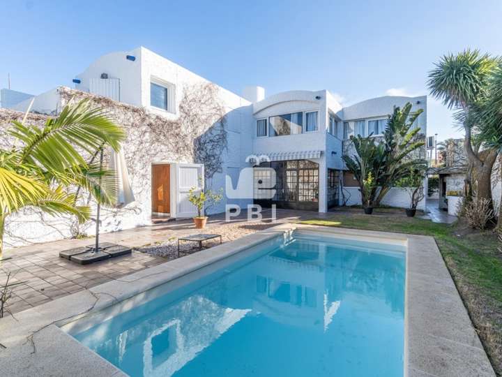 Casa en venta en 2 de Febrero (Calle 10), Punta Del Este