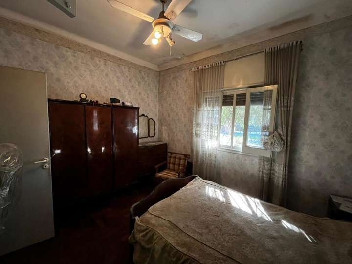 Casa en venta en Arturo Dresco, Buenos Aires