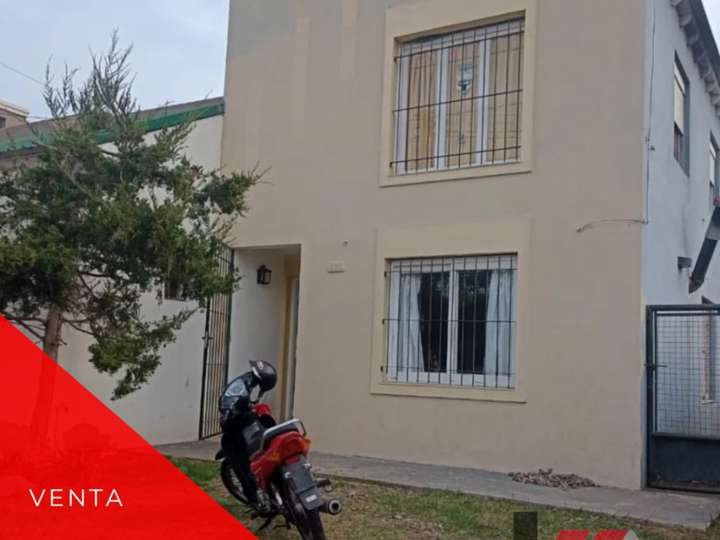 Casa en venta en Hernández, 511, Trenque Lauquen