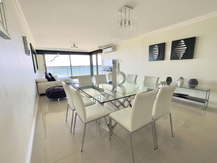 Apartamento en venta en Punta Del Este