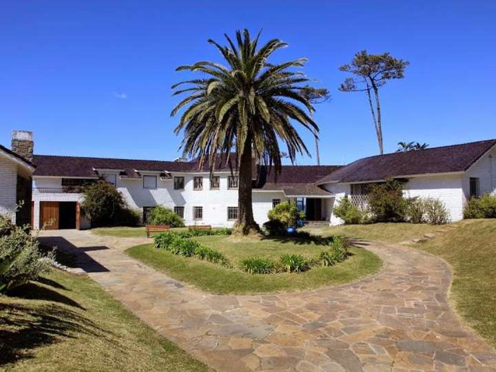 Casa en venta en Rambla Doctor Claudio Williman, Maldonado