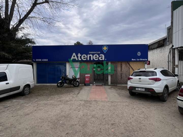 Comercial / Tienda en venta en Lomas de Solymar, Canelones