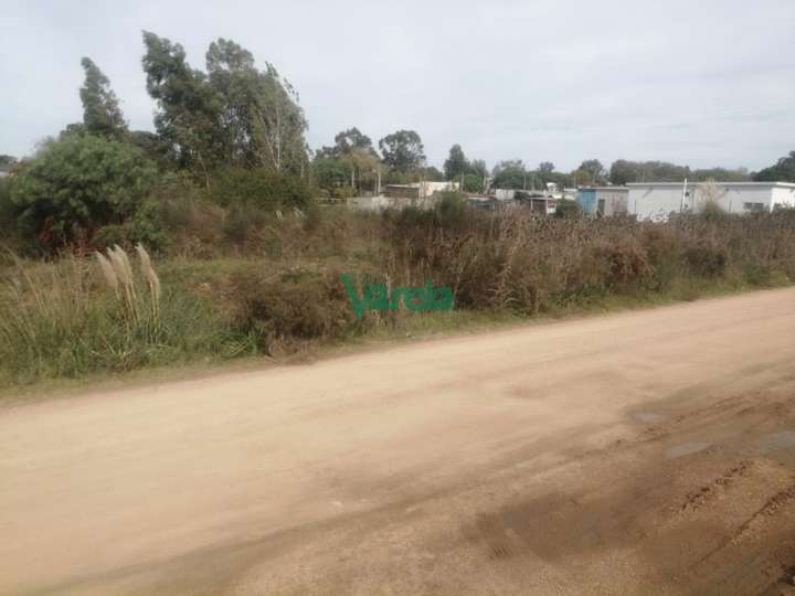 Terreno en venta en Calle 4, Canelones