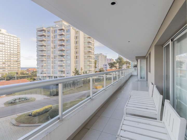 Apartamento en venta en Punta Del Este