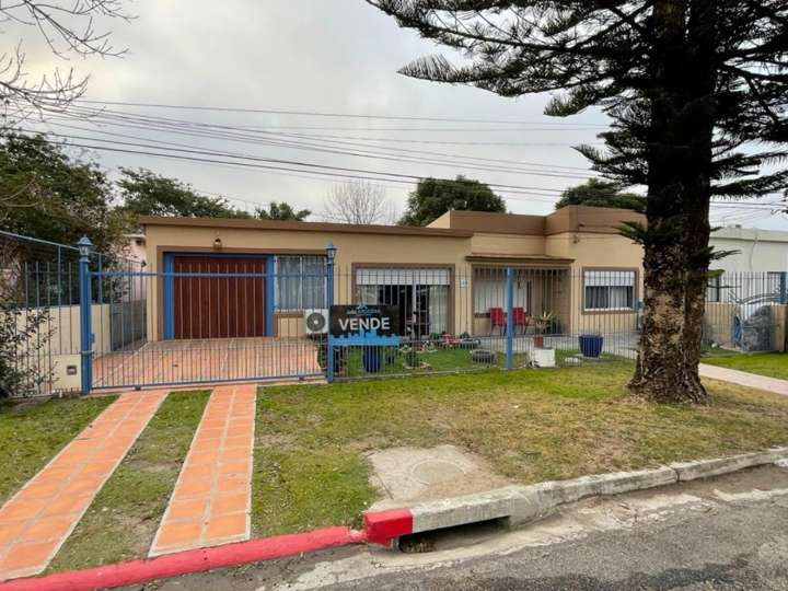 Casa en venta en Real de San Carlos, Colonia