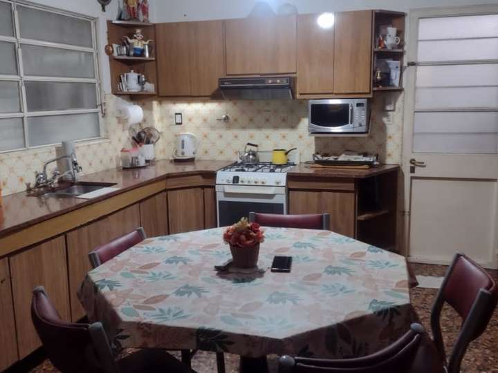 Edificio en venta en Labardén, 2150, Villa Luzuriaga