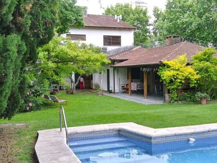 Casa en venta en Gelly y Obes, Buenos Aires