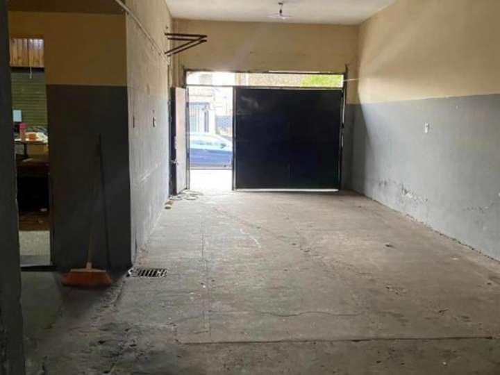 Comercial / Tienda en venta en 208 - San Cayetano, 1535, José León Suárez