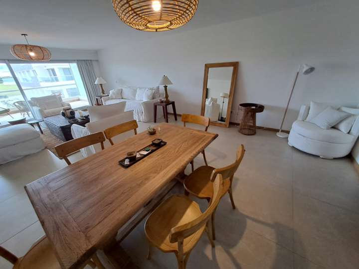 Apartamento en venta en Punta Del Este