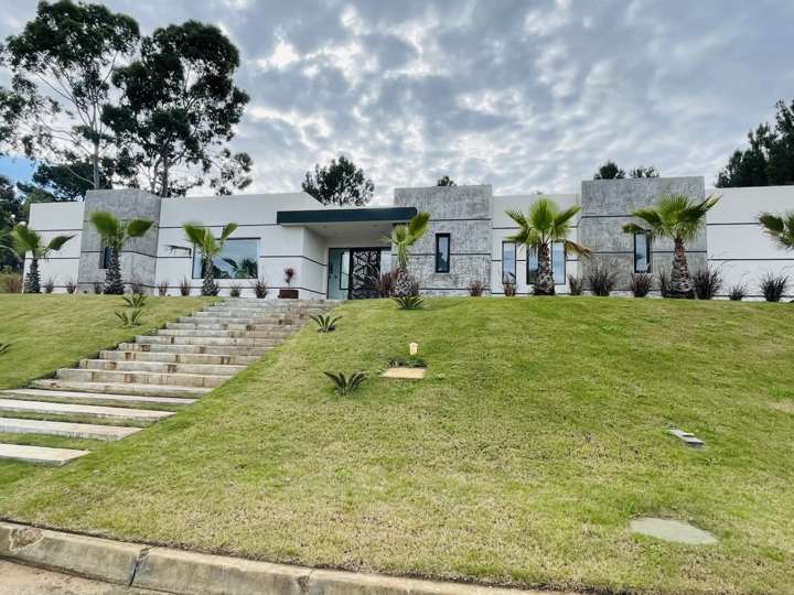 Casa en venta en Rambla General Artigas, Punta Del Este